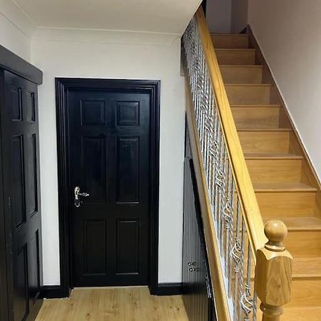 Cheerful 3 Bed House With Free Parking. Villa Nottingham Eksteriør billede