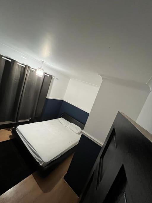 Cheerful 3 Bed House With Free Parking. Villa Nottingham Eksteriør billede