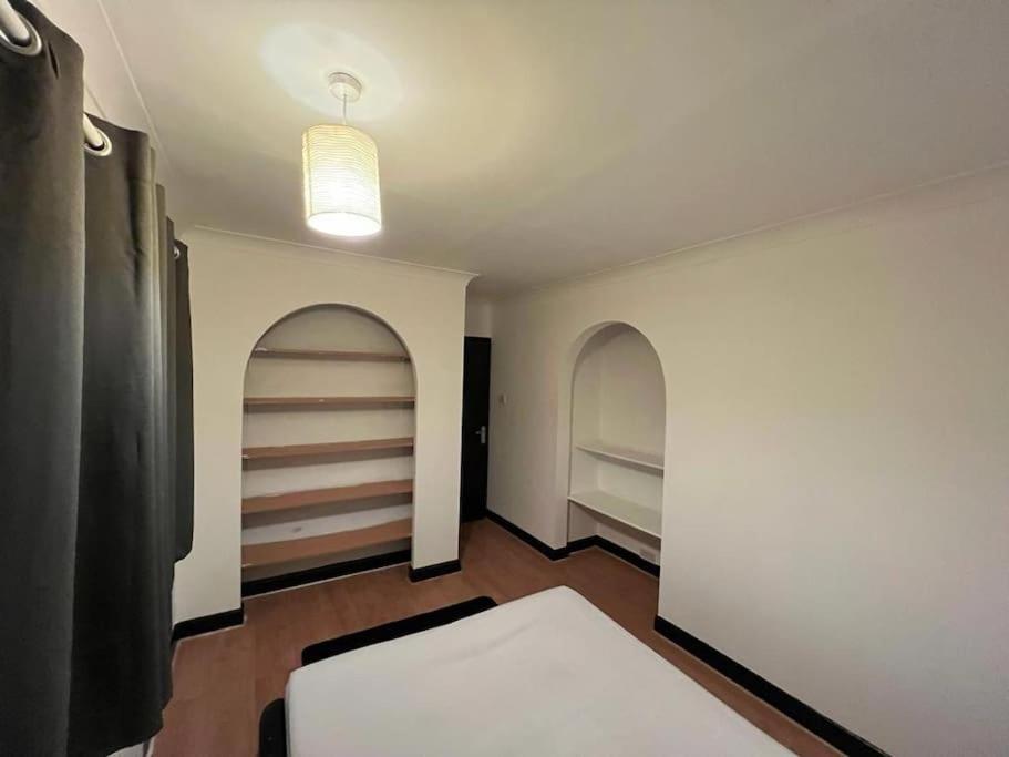 Cheerful 3 Bed House With Free Parking. Villa Nottingham Eksteriør billede